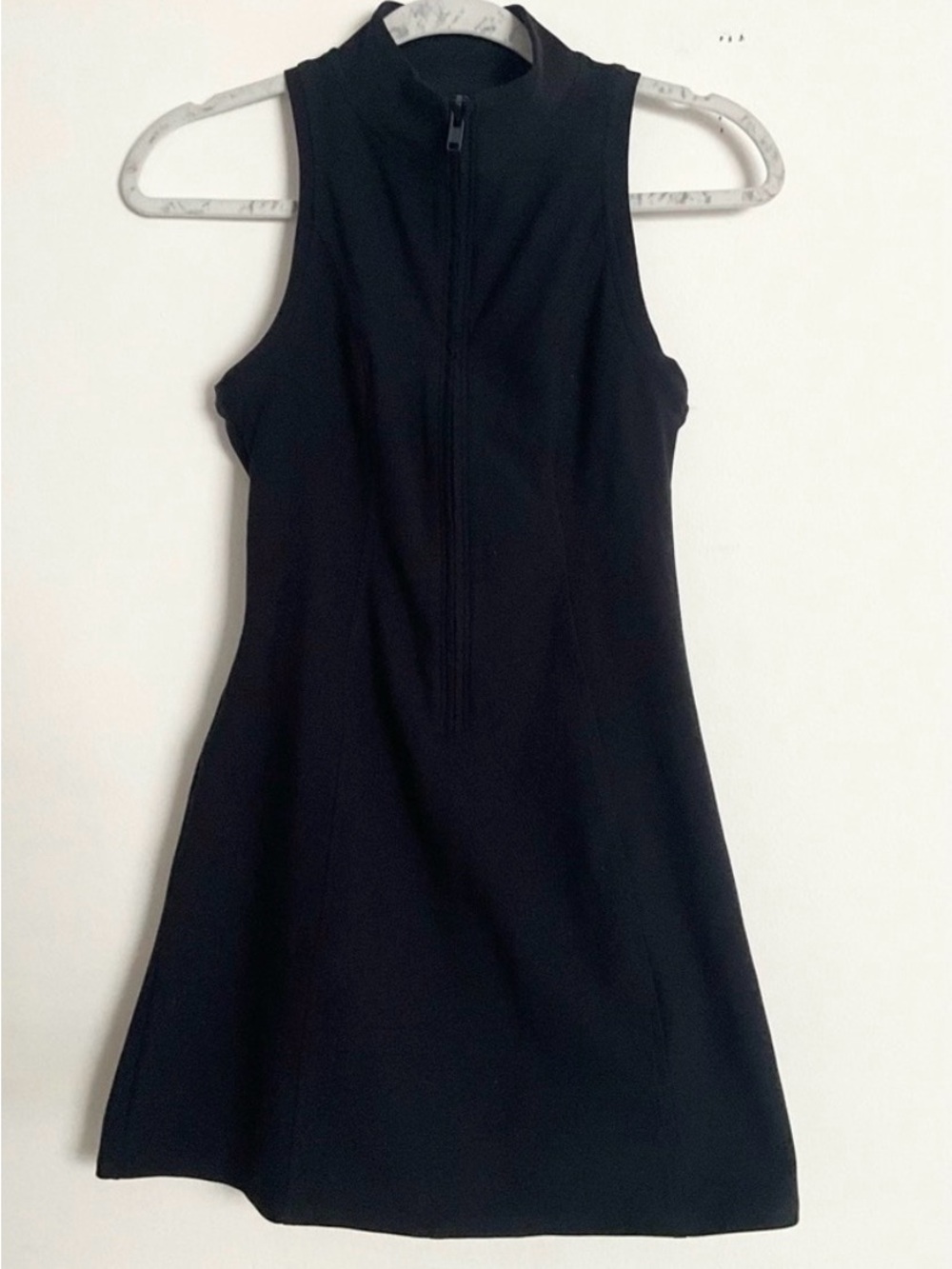ALO Yoga Black Sleeveless Tennis Mini Dress with Front Zip - Picture 3 of 6